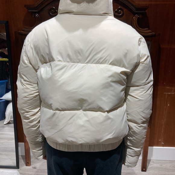 COPY - Cropper cream crooks puffer!! Only worn once. - Picture 5 of 6